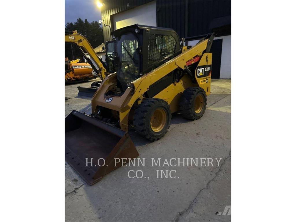 CAT 272D2 Minicarregadeiras