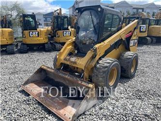 CAT 272D2XHP Minicarregadeiras