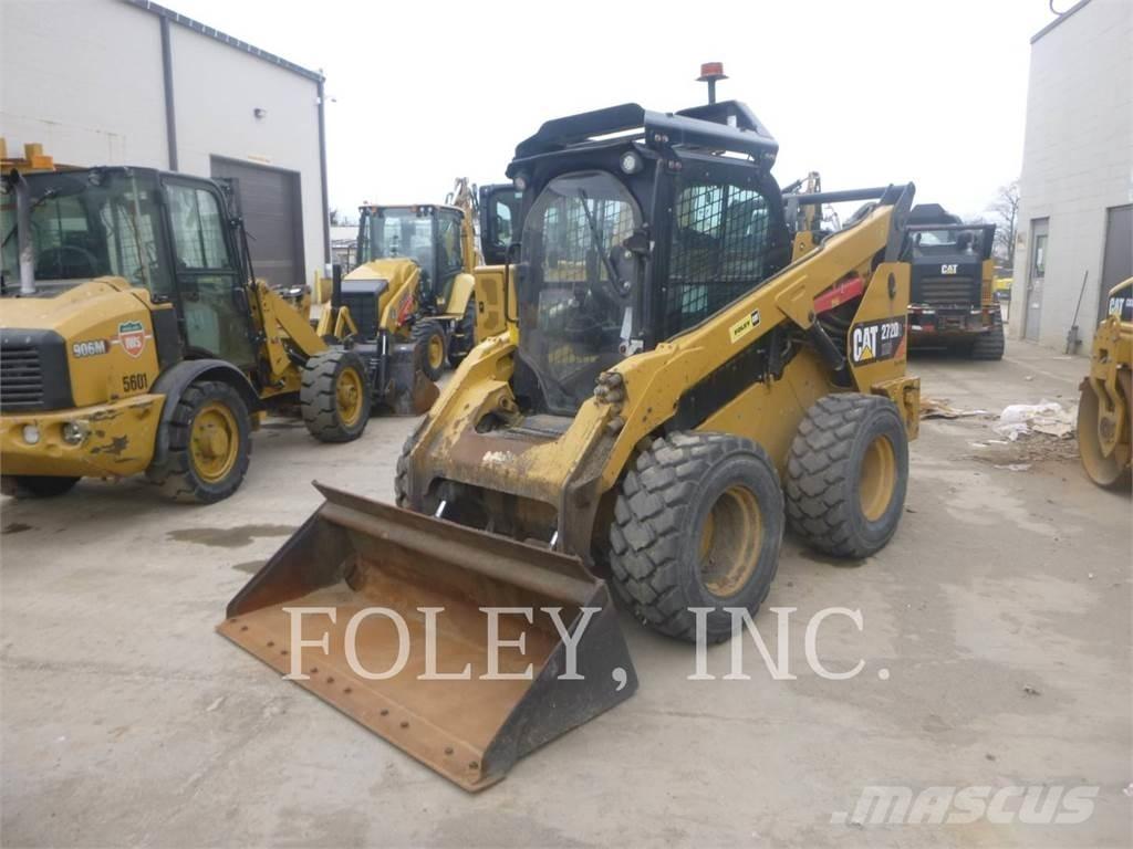 CAT 272D2XHP Minicarregadeiras