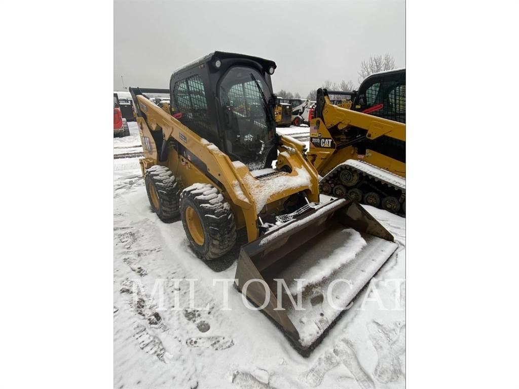 CAT 272D3 Minicarregadeiras