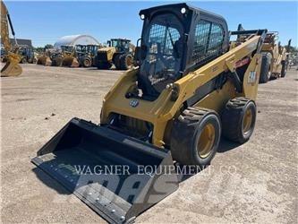 CAT 272D3 Minicarregadeiras