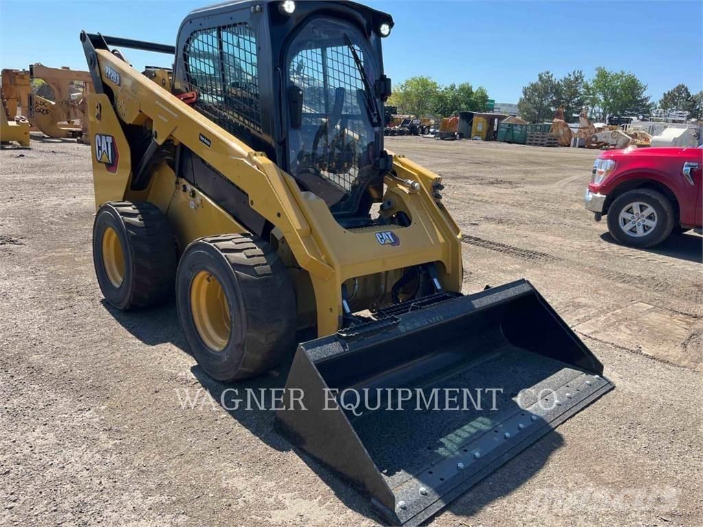 CAT 272D3 Minicarregadeiras