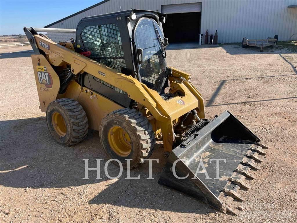CAT 272D3 Minicarregadeiras