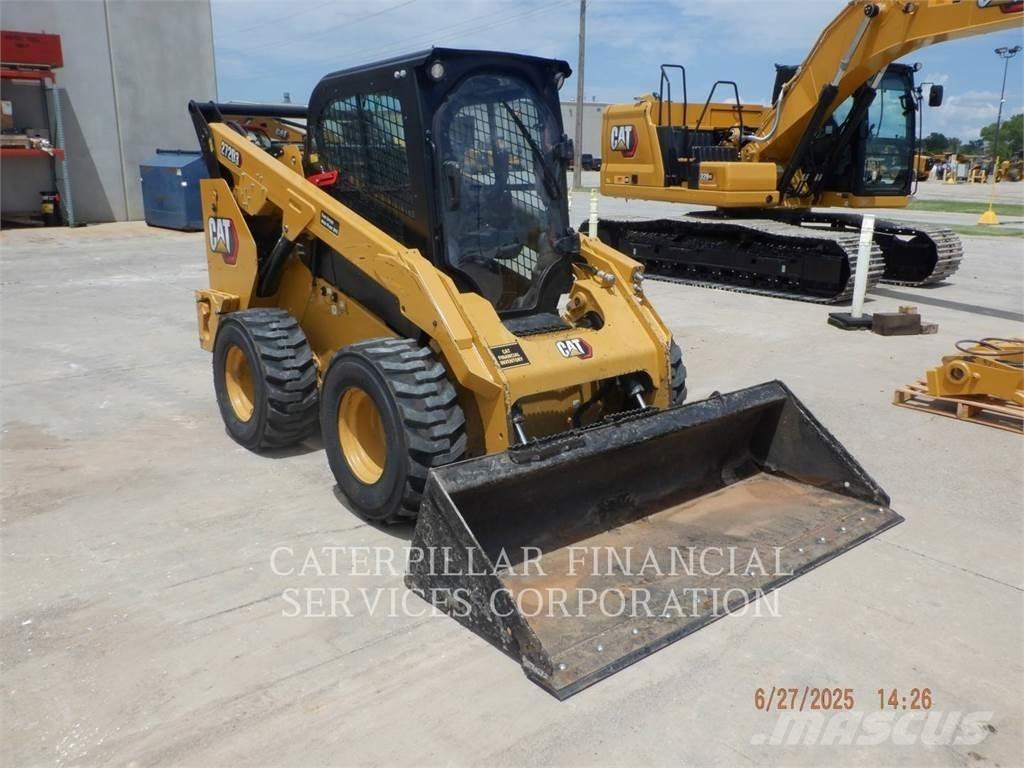 CAT 272D3 Minicarregadeiras