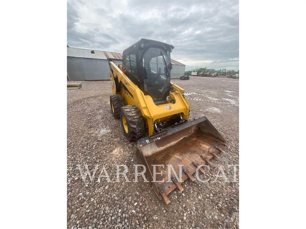 CAT 272D3 C3H3 Minicarregadeiras