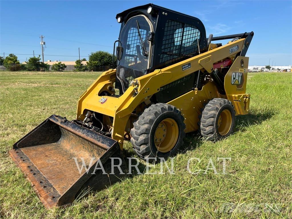 CAT 272D3 C3H3 Minicarregadeiras
