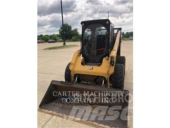 CAT 272D3XE Minicarregadeiras