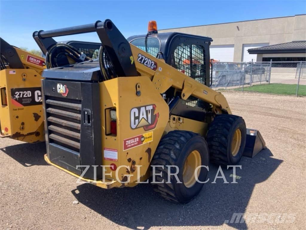 CAT 272D3XE Minicarregadeiras