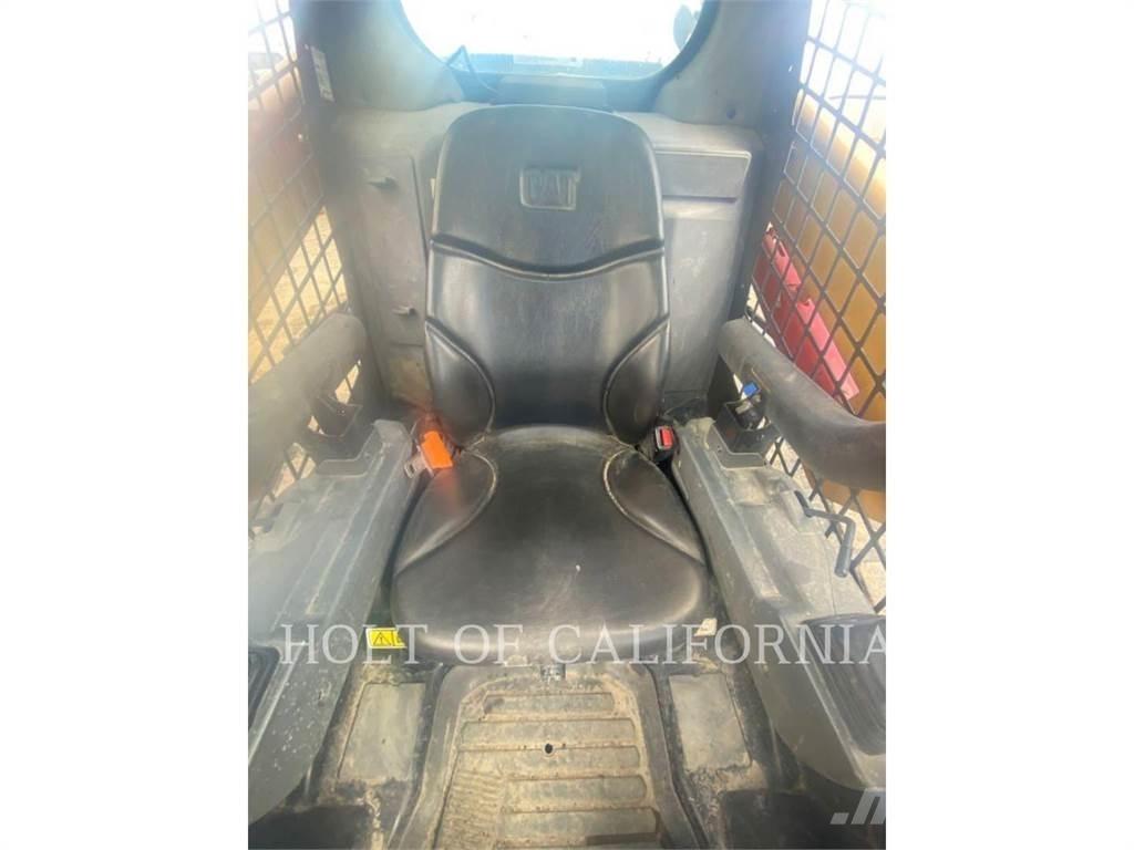 CAT 279 HF Minicarregadeiras