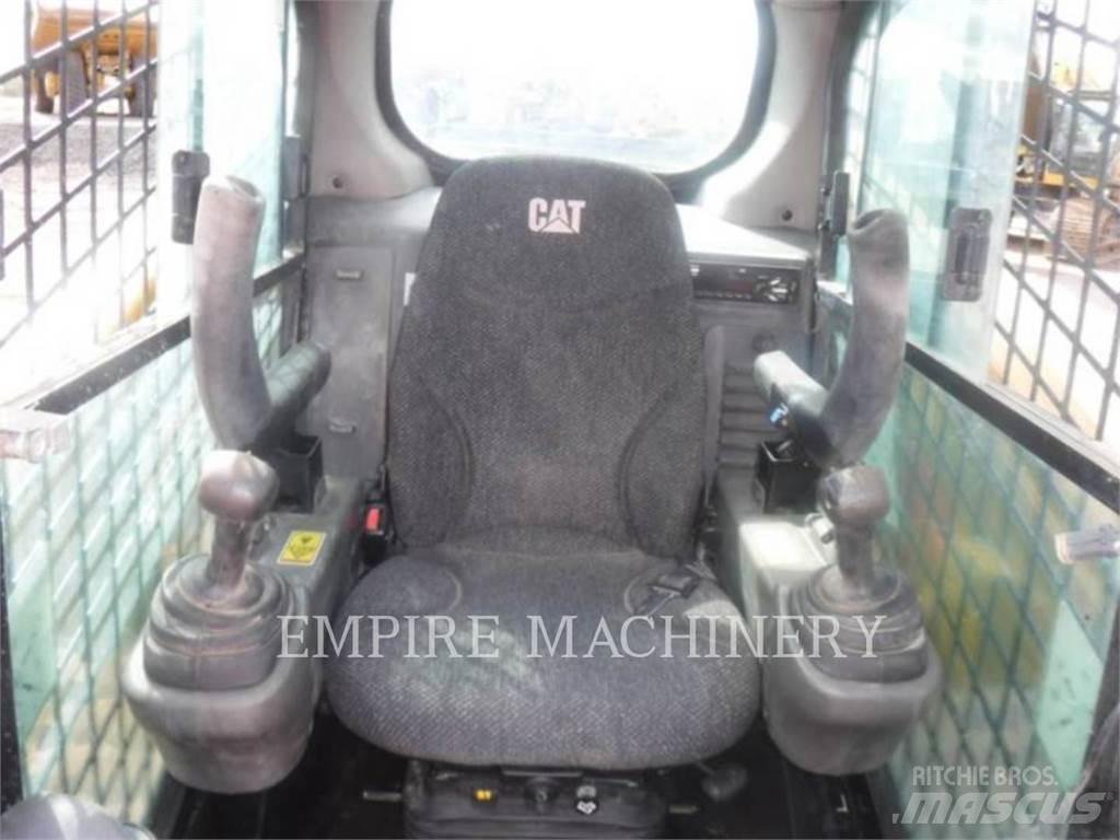 CAT 279D Minicarregadeiras
