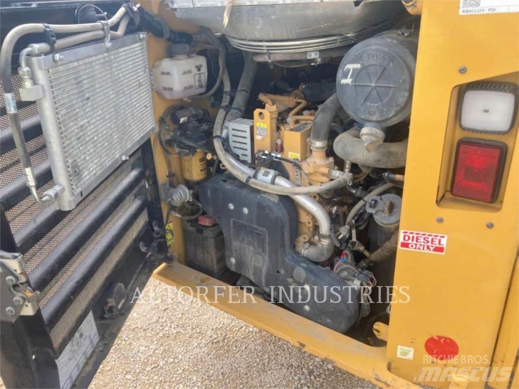 CAT 279D3 Minicarregadeiras