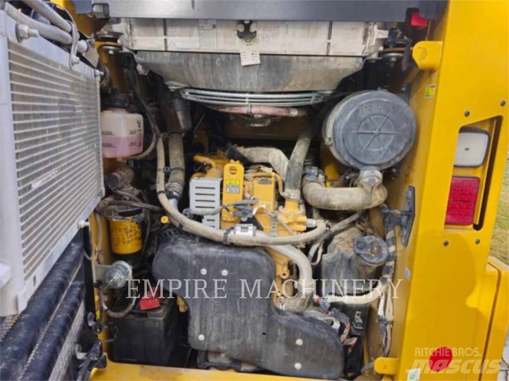 CAT 279D3 Minicarregadeiras