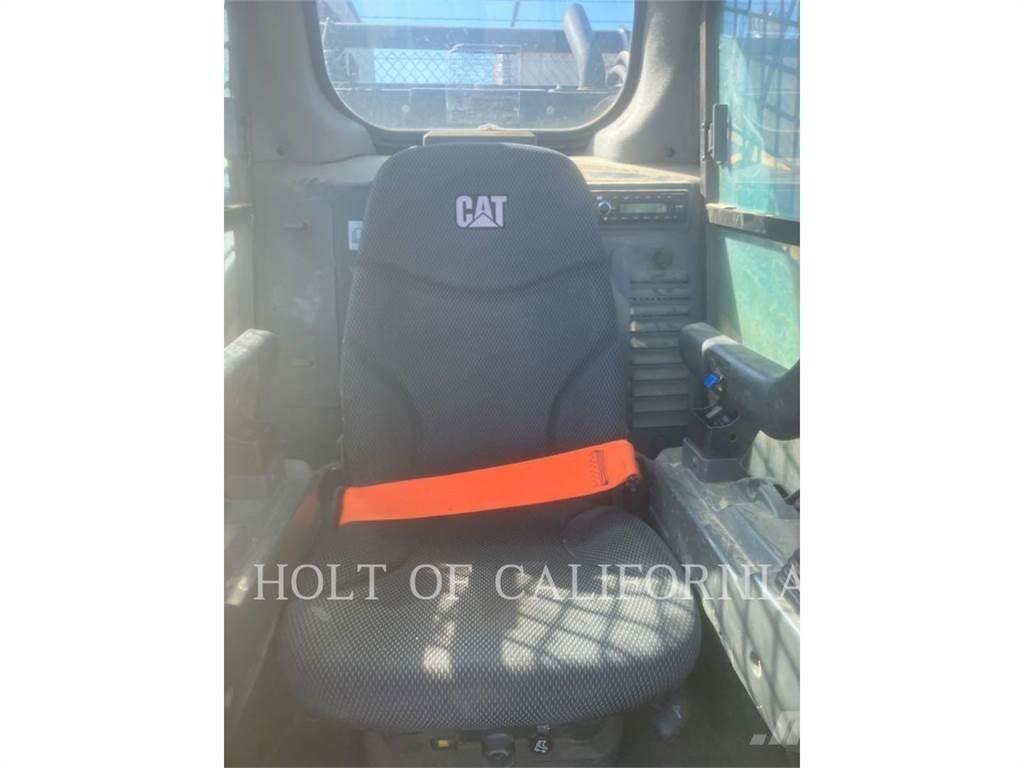 CAT 299 HF Minicarregadeiras