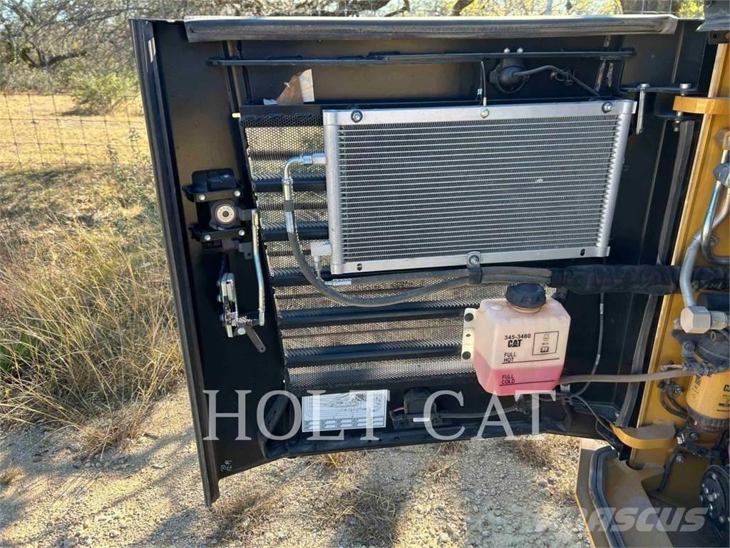 CAT 299D CAB Minicarregadeiras