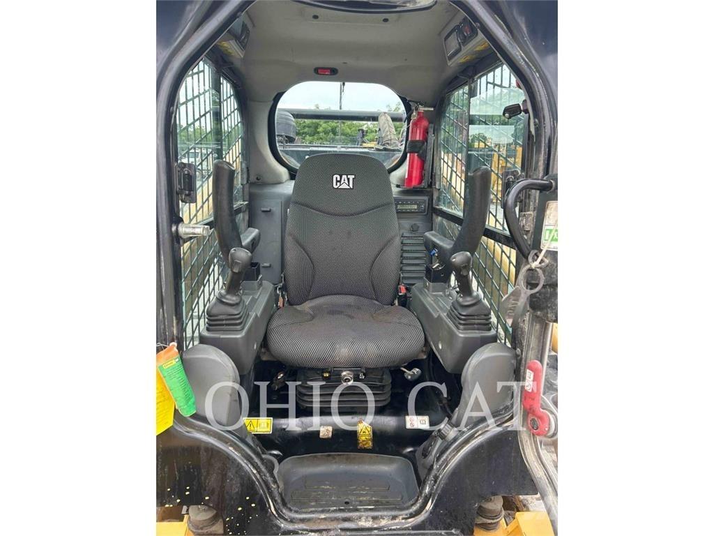 CAT 299D3XE Minicarregadeiras