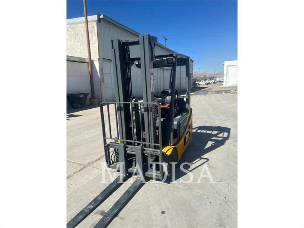 CAT 2ET3000 Empilhadores - Outros