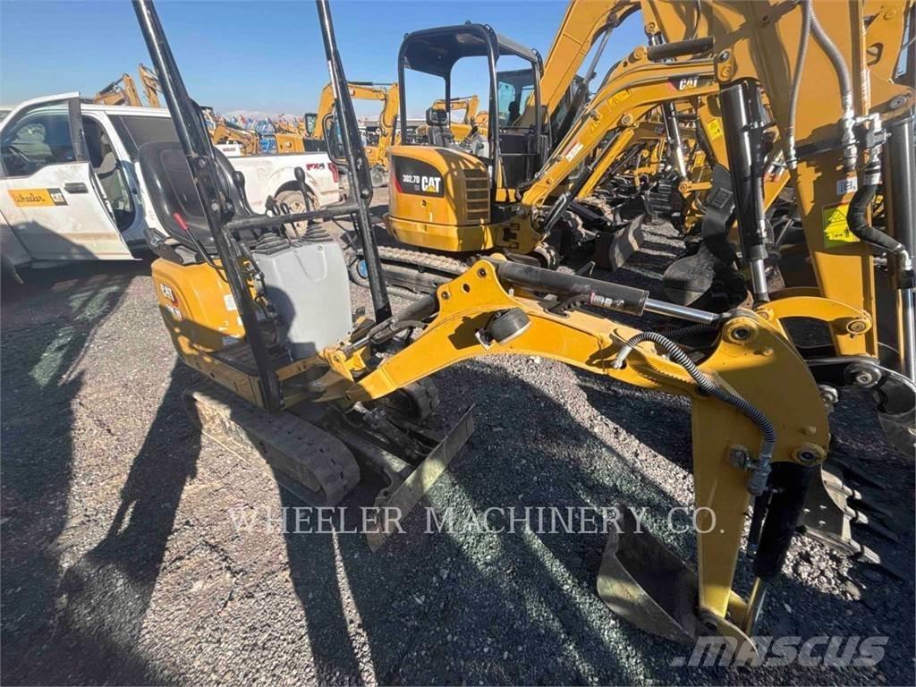 CAT 300.9D Escavadeiras de esteiras