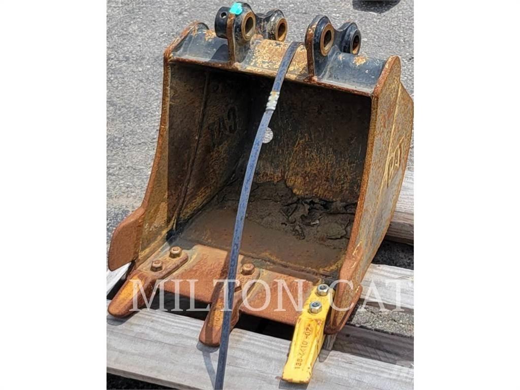CAT 301 16 DIG BUCKET Baldes