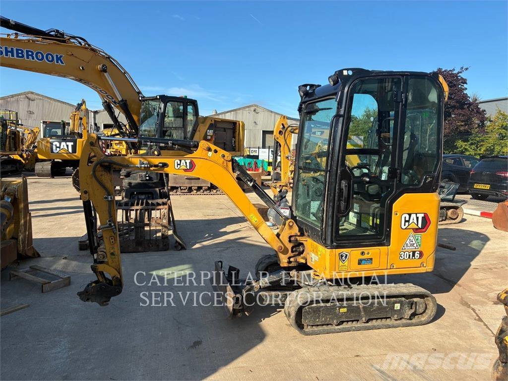 CAT 301.6 Escavadeiras de esteiras