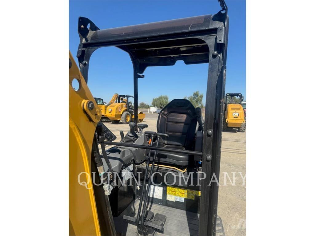 CAT 301.7 Escavadeiras de esteiras