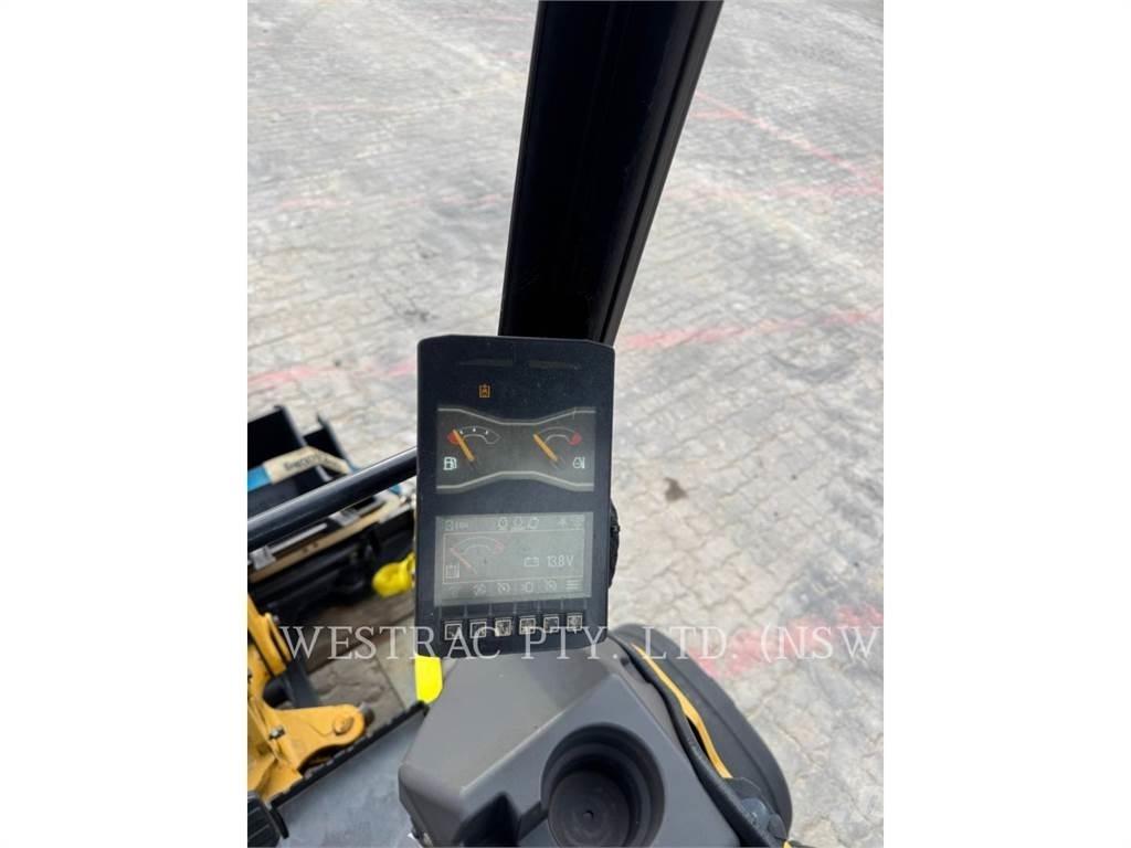 CAT 301.7CR Escavadeiras de esteiras