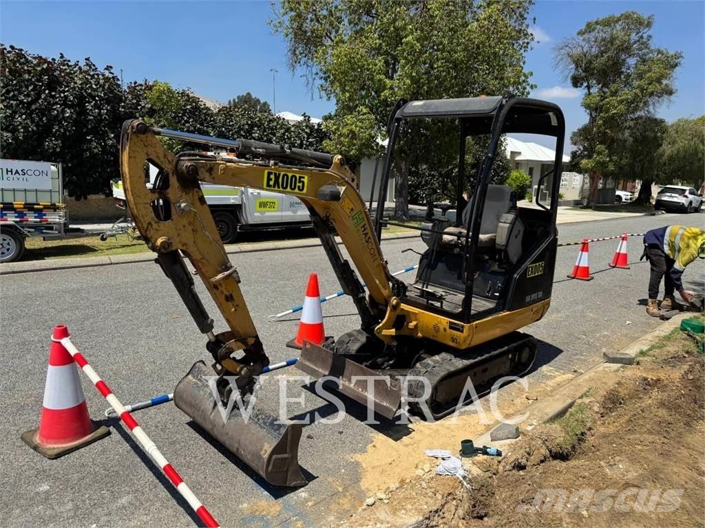 CAT 301.7D Miniescavadeiras