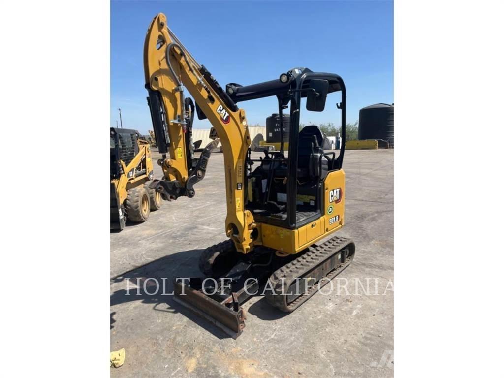 CAT 301.8 Escavadeiras de esteiras