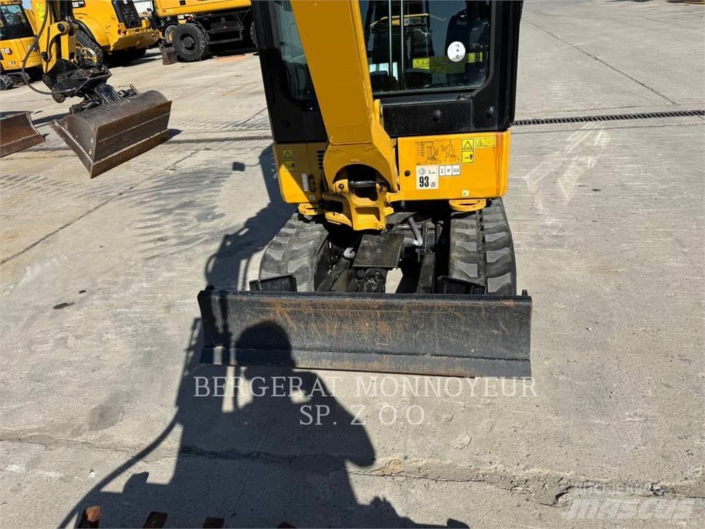 CAT 301.8 Escavadeiras de esteiras
