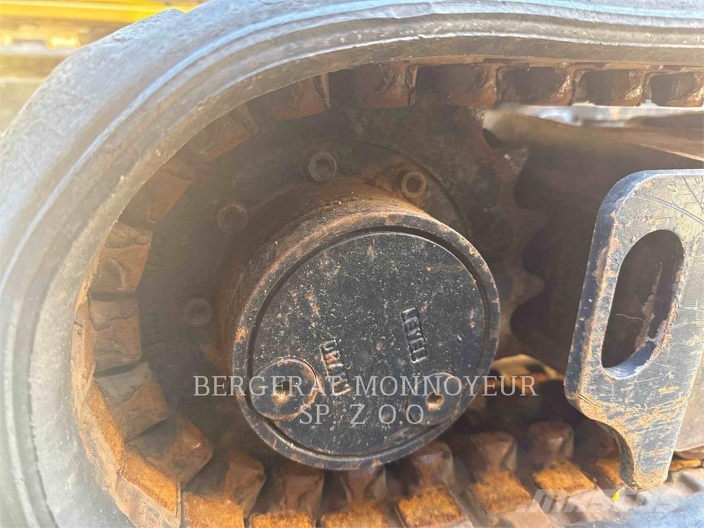 CAT 301.8 Escavadeiras de esteiras