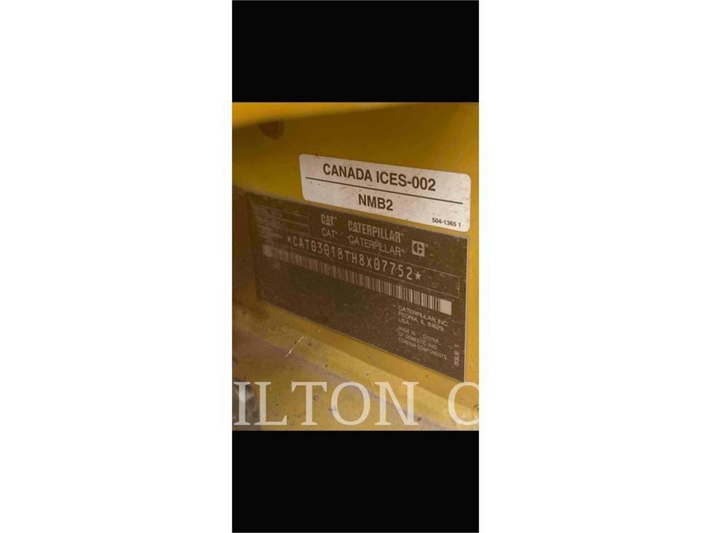 CAT 301.8 Escavadeiras de esteiras