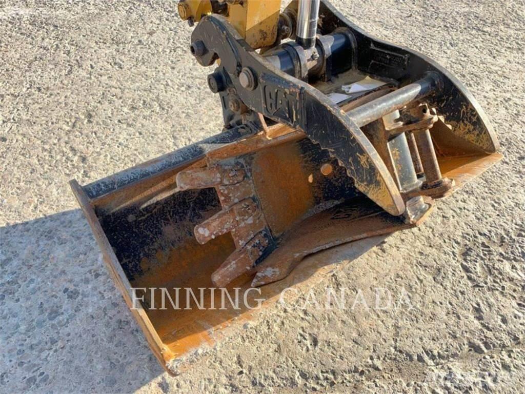 CAT 302-05 Escavadeiras de esteiras