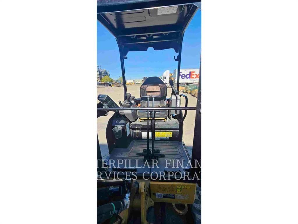 CAT 302 05A CR Escavadeiras de esteiras