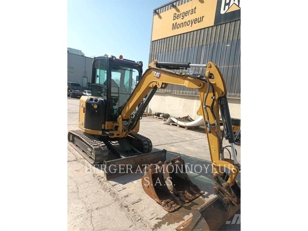CAT 302.7 Escavadeiras de esteiras