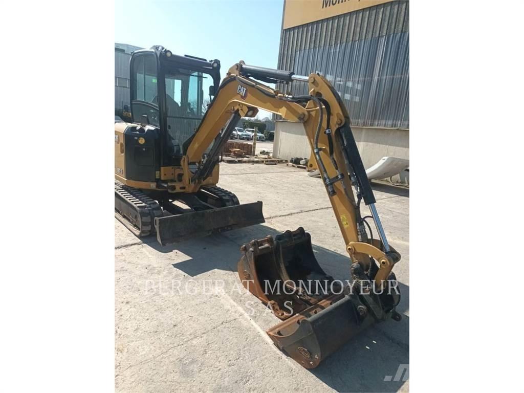 CAT 302.7 Escavadeiras de esteiras