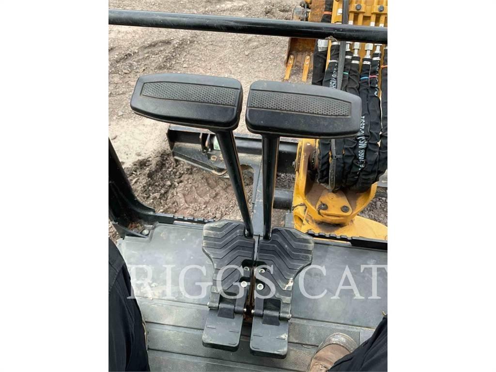 CAT 302.7 Escavadeiras de esteiras