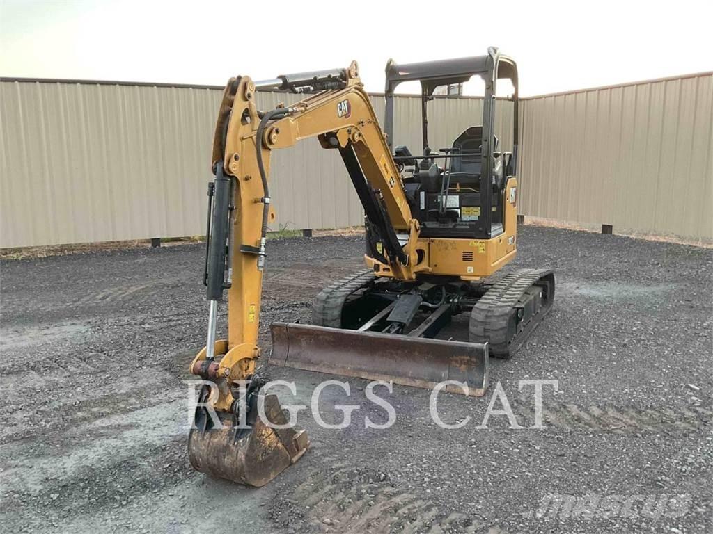 CAT 302.7 Escavadeiras de esteiras
