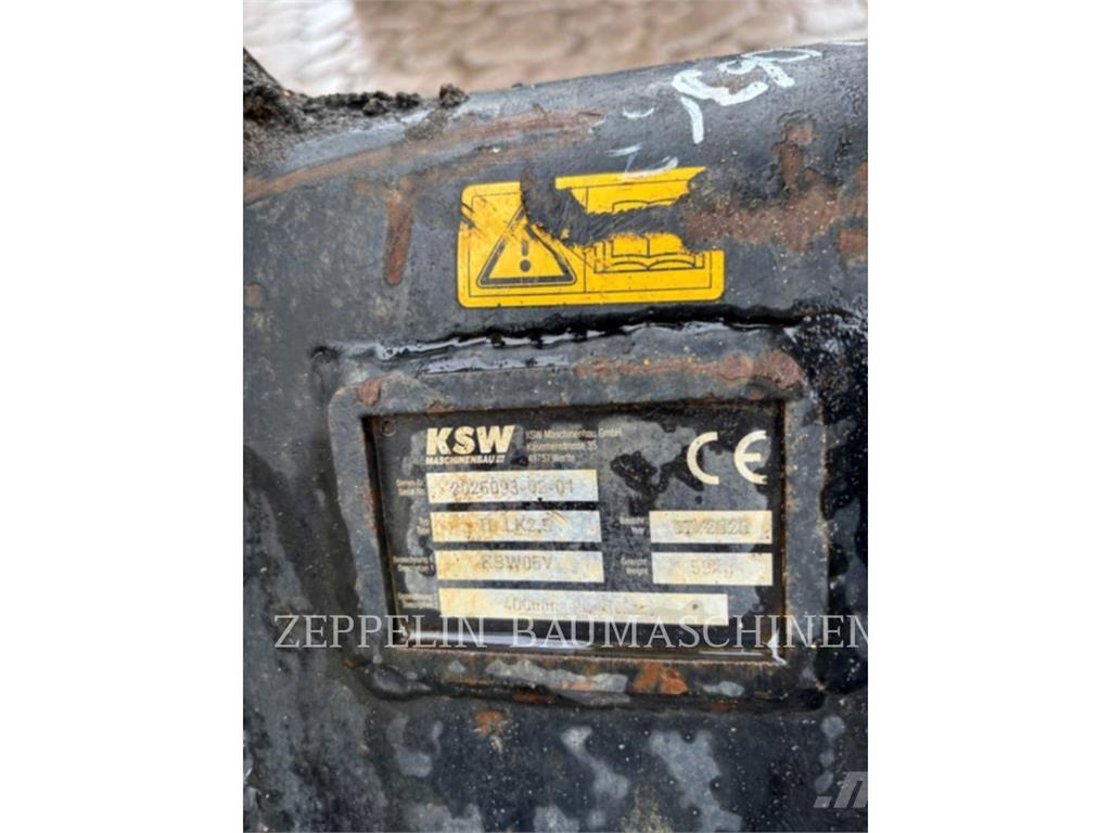 CAT 302.7D Escavadeiras de esteiras