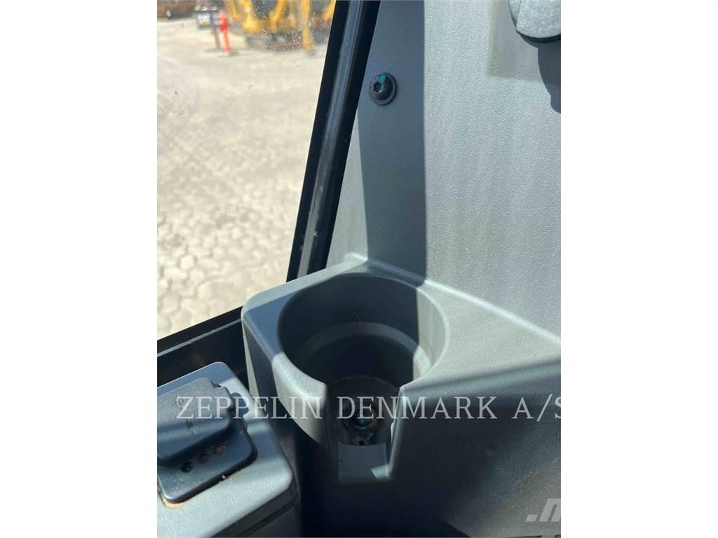 CAT 30205CR Miniescavadeiras
