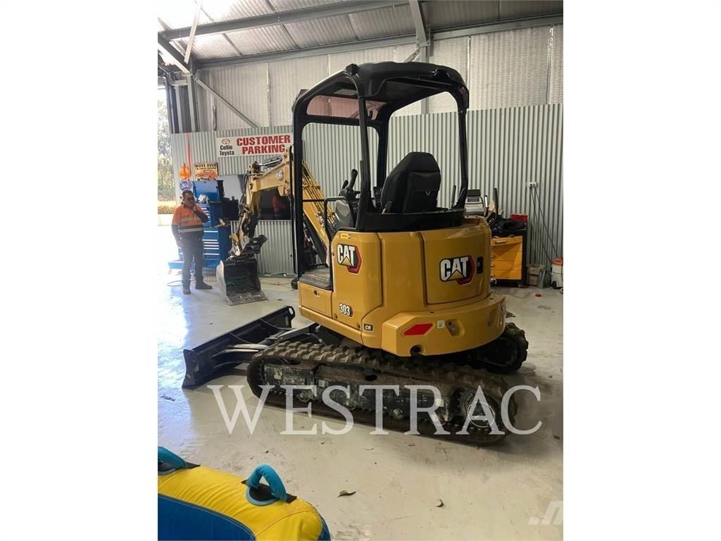 CAT 303 Miniescavadeiras