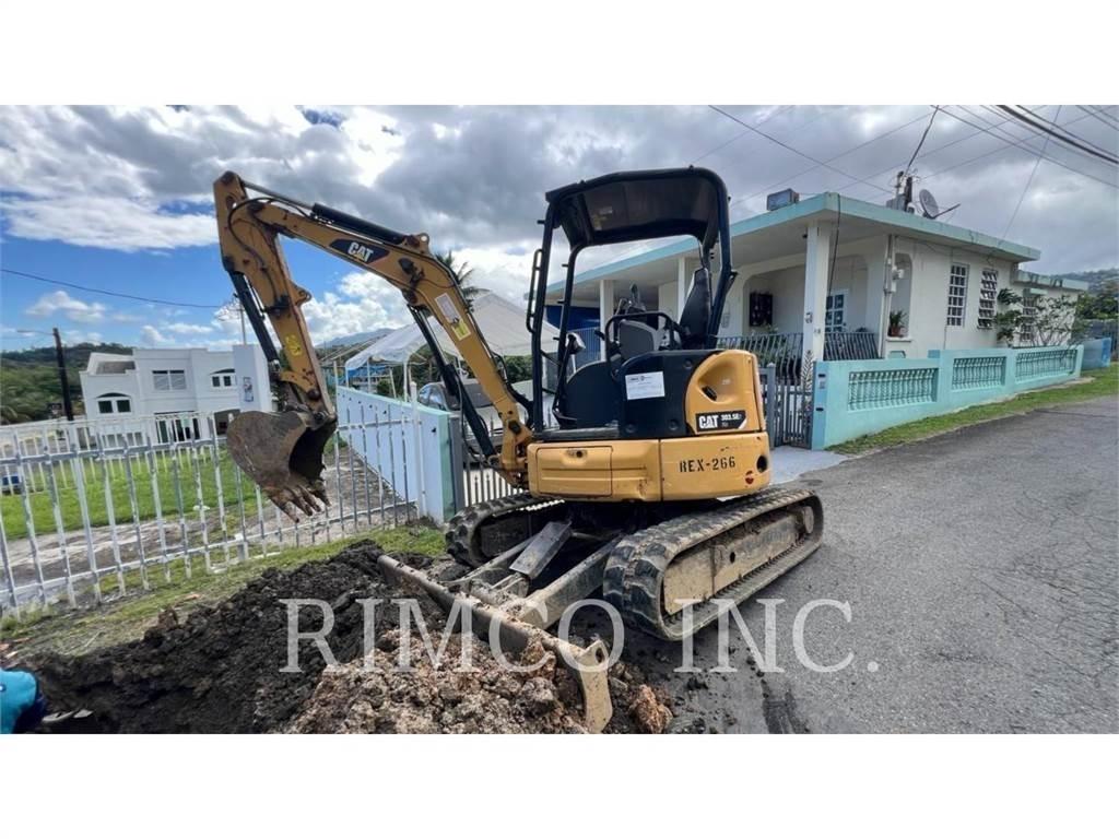 CAT 303.5 Miniescavadeiras