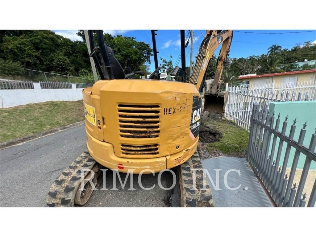 CAT 303.5 Miniescavadeiras