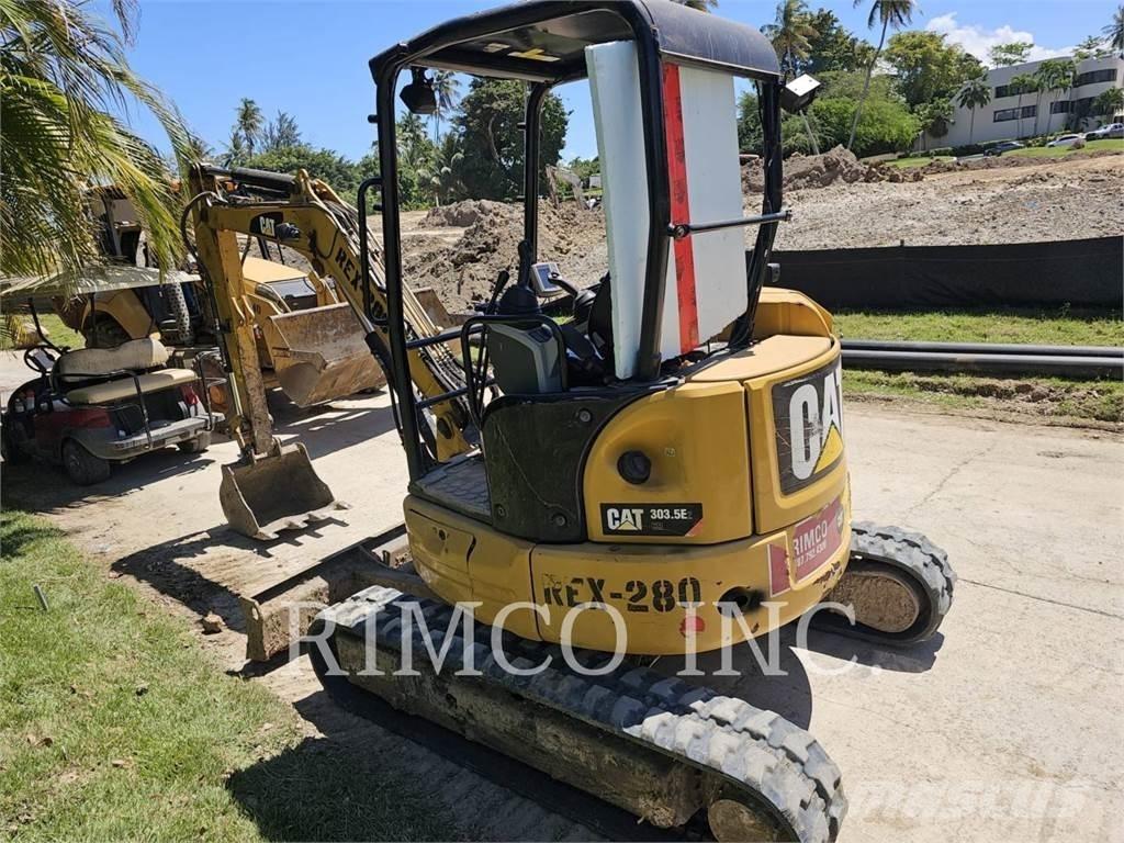 CAT 303.5 Miniescavadeiras