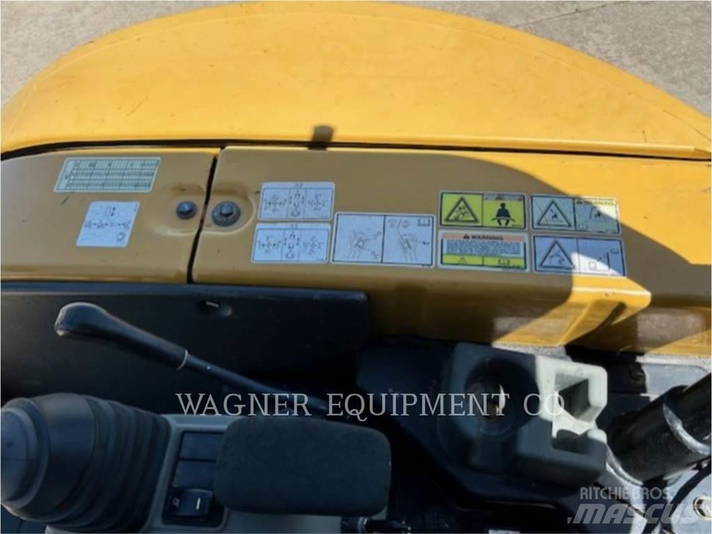 CAT 303.5E2 Escavadeiras de esteiras