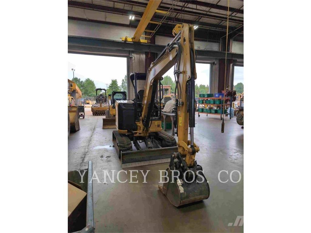 CAT 304 Escavadeiras de esteiras