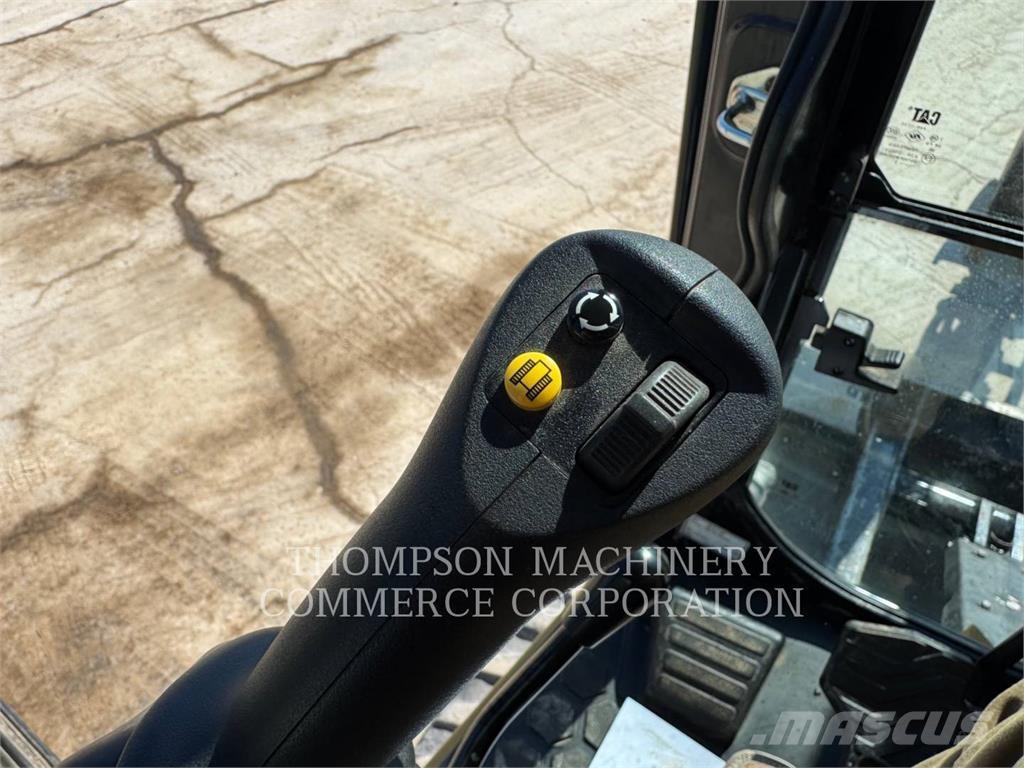 CAT 304 Escavadeiras de esteiras