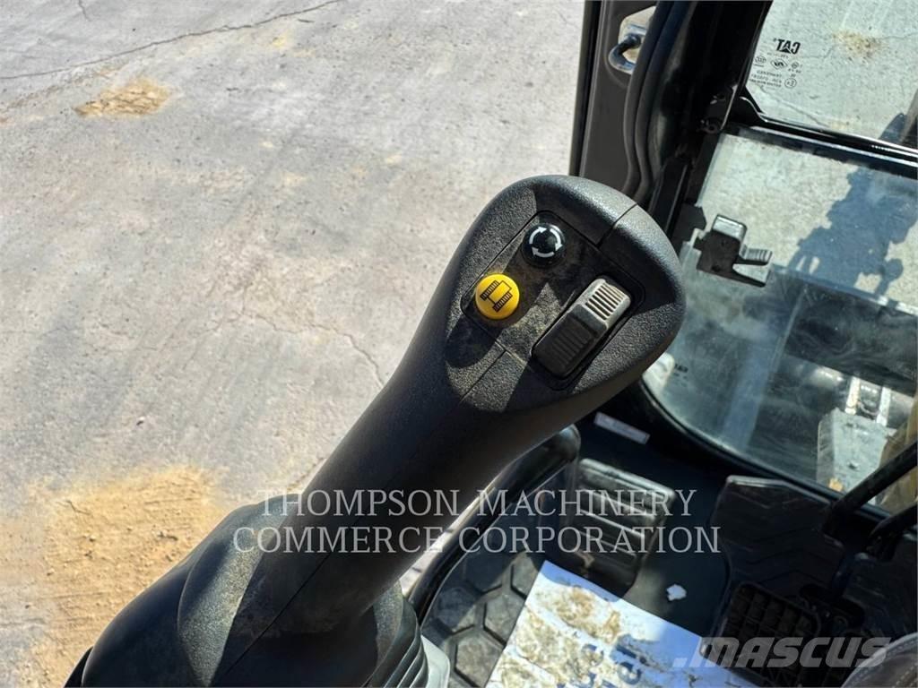 CAT 304-07 Escavadeiras de esteiras