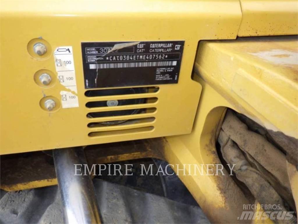 CAT 304E2 Escavadeiras de esteiras