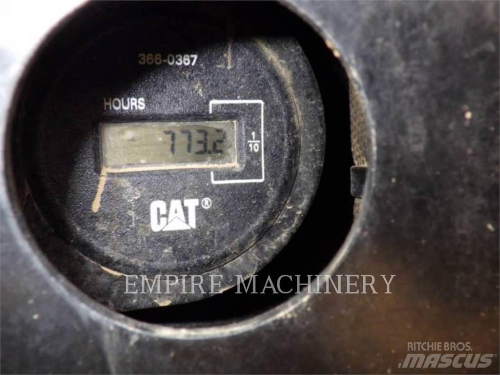 CAT 304E2 Escavadeiras de esteiras