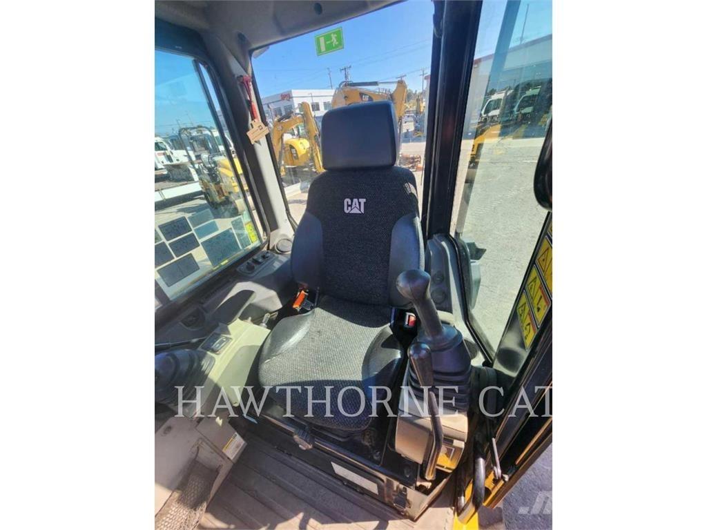 CAT 304E2 CAB Escavadeiras de esteiras