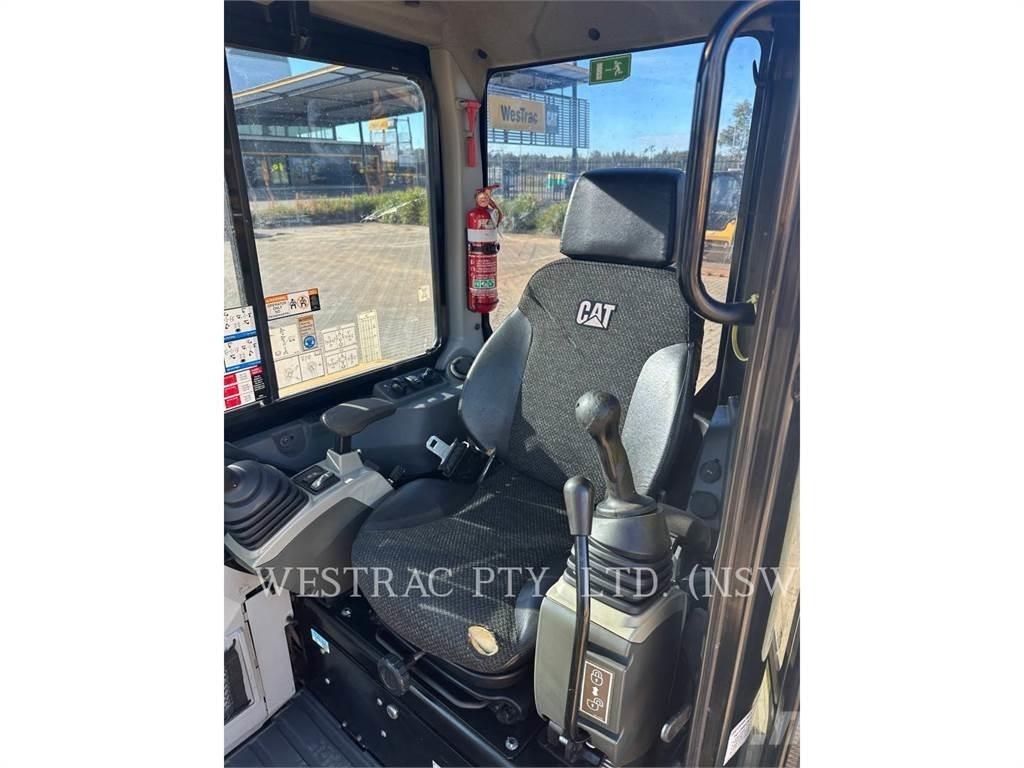 CAT 304E2CR Escavadeiras de esteiras